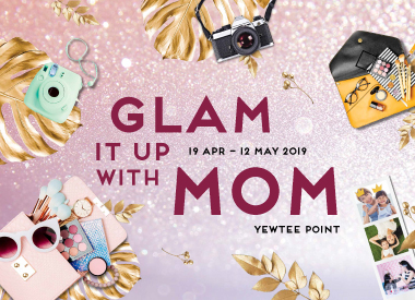Glam it up with Mom