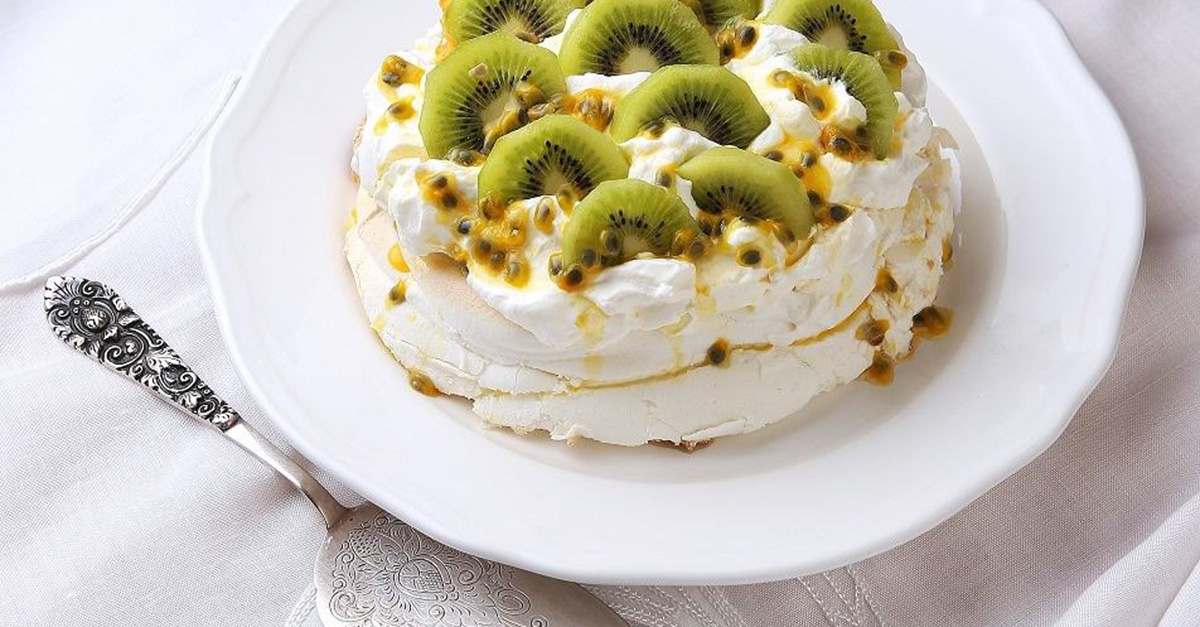 Perfect Pavlova with Kiwifruit and Passionfruit