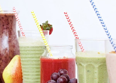 5 Smoothies to Shake Up Your Diet
